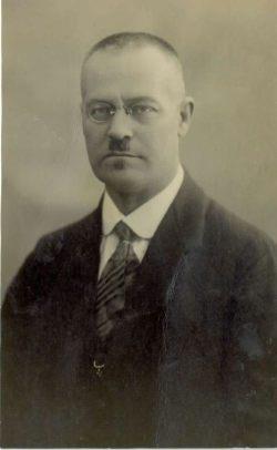 FRAN VOGLAR