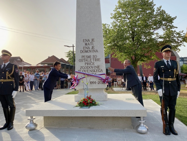 Proslava ob 30. obletnici samostojne Slovenije in odkritje stebra slovenske državnosti