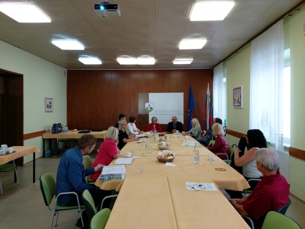Podpis dogovora o vključitvi Občine Lenart v izvajanje projekta za pridobitev listine »Občina po meri invalidov«