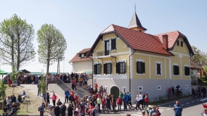 ETNOTOUR POHOD PO KATRČINI POTI LENART &ndash; ZAVRH (PRVOMAJSKI POHOD)