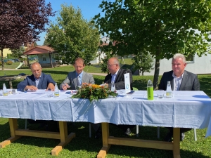 V prisotnosti ministra za okolje in prostor podpisani izvajalski pogodbi za gradnjo čistilne naprave Lenart v sklopu operacije Odvajanje in či&scaron;čenje odpadnih voda v Občini Lenart
