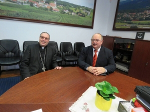 Obisk mariborskega nad&scaron;kofa metropolita msgr. Alojzija Cvikla na Občini Lenart